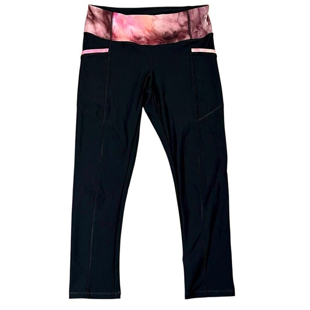 Zenana Outfitters Cropped Activewear Leggings Medium
